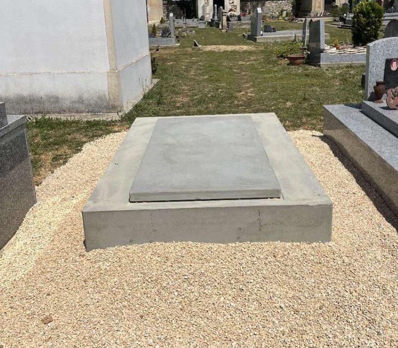 Avant pose de monument